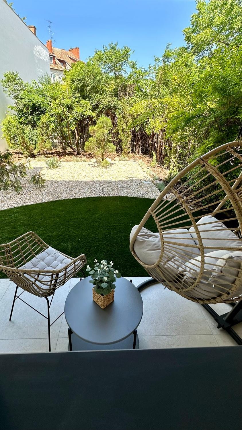 Garden, Balcony/Terrace, Garden view, young children