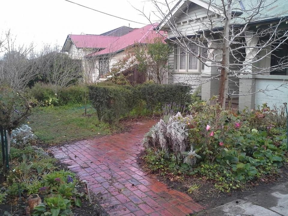 Property building, Garden