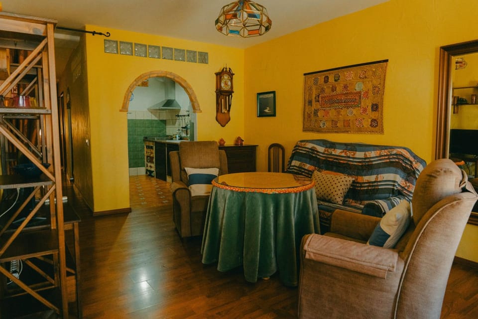 Communal lounge/ TV room, Lounge or bar