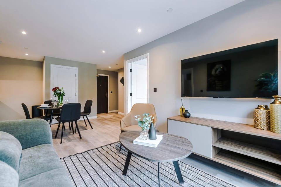 Modern 2 Bed Flat Leeds City Centre Apartment in Leeds
