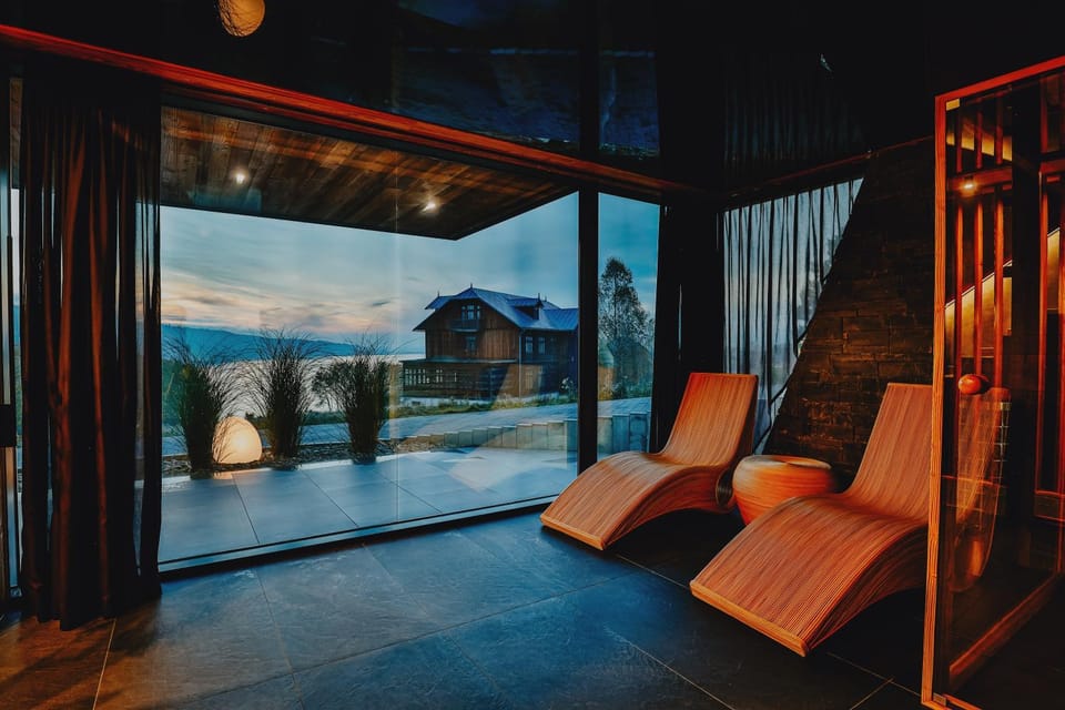 View (from property/room), Spa and wellness centre/facilities, Lake view, Mountain view