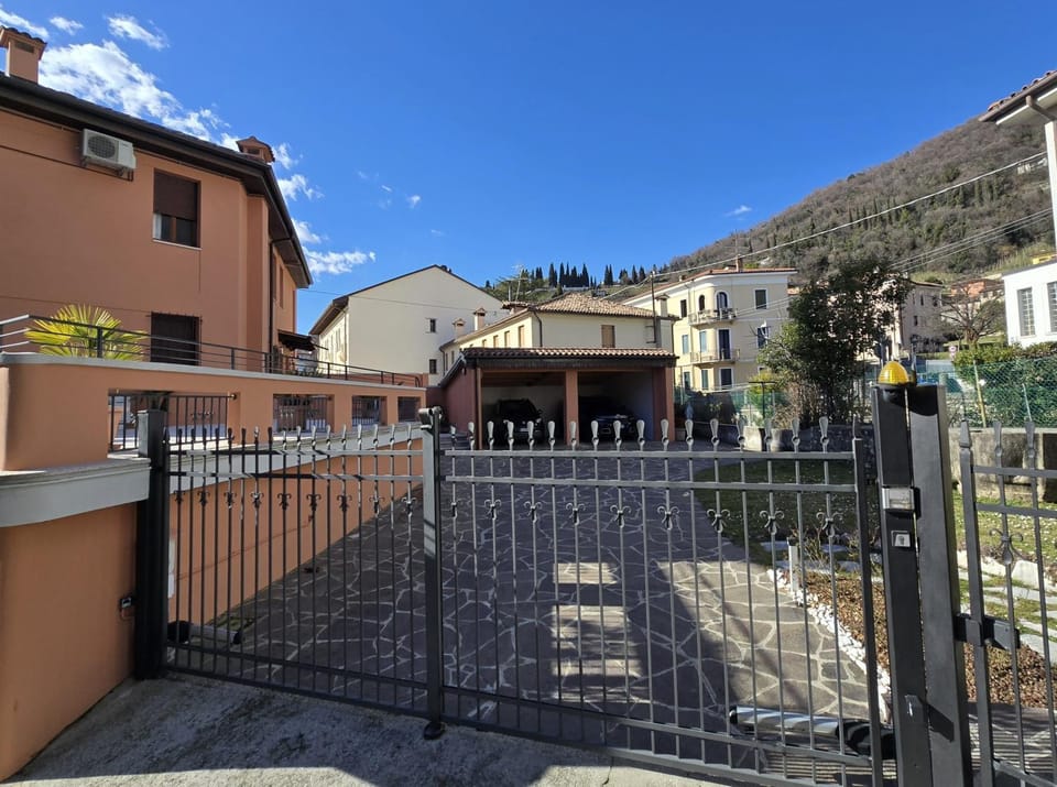 Inner courtyard view