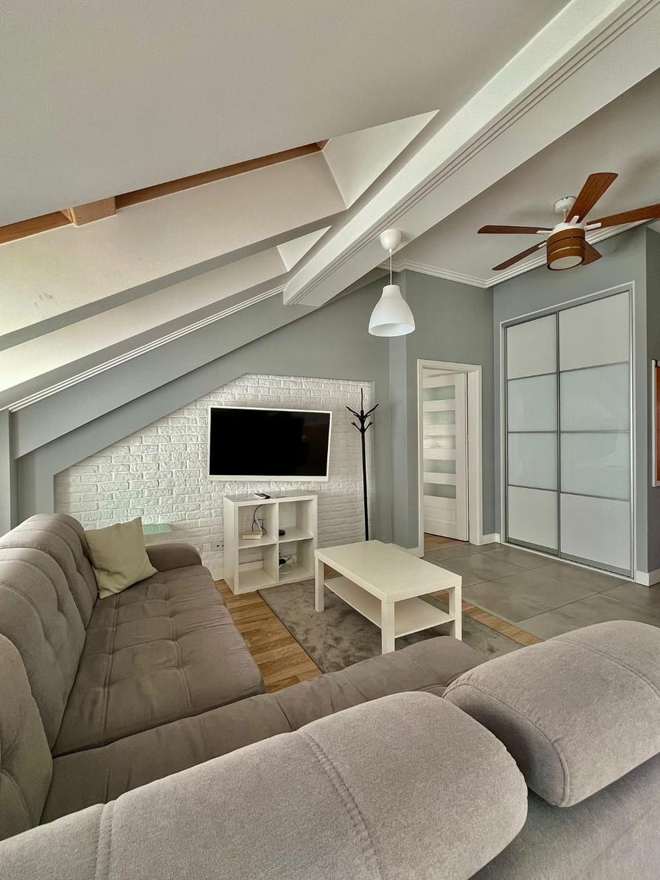 EASY RENT Apartments- CENTRUM Plac Litewski 2, 24h Check-in Apartment in Poland