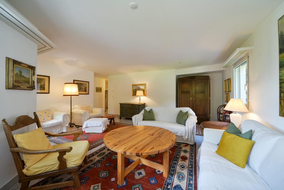 Chesa Ruinatsch Sankt Moritz Apartment in Saint Moritz