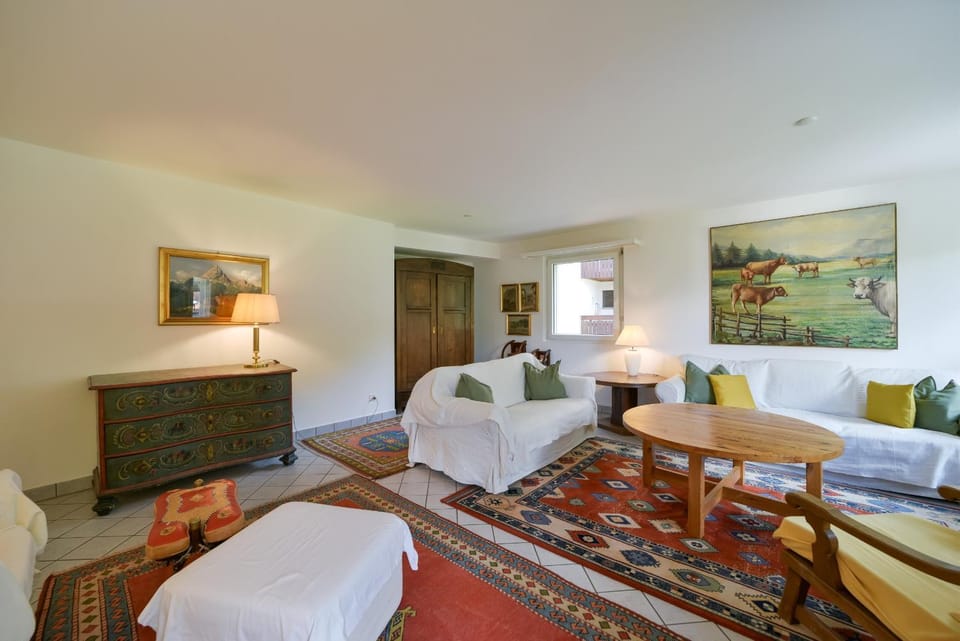 Chesa Ruinatsch Sankt Moritz Apartment in Saint Moritz