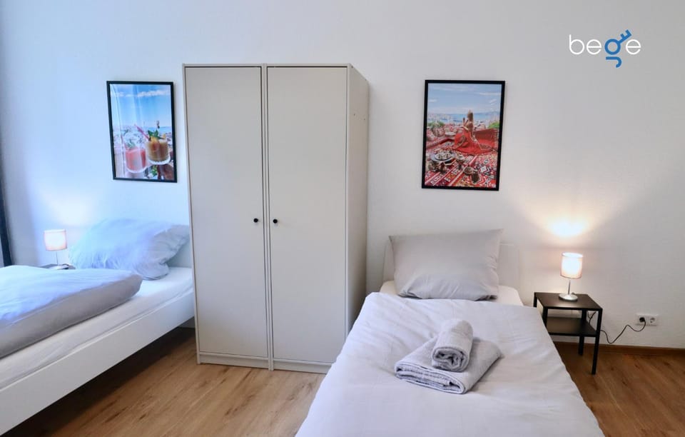 Bed, Photo of the whole room, Bedroom, towels, wardrobe