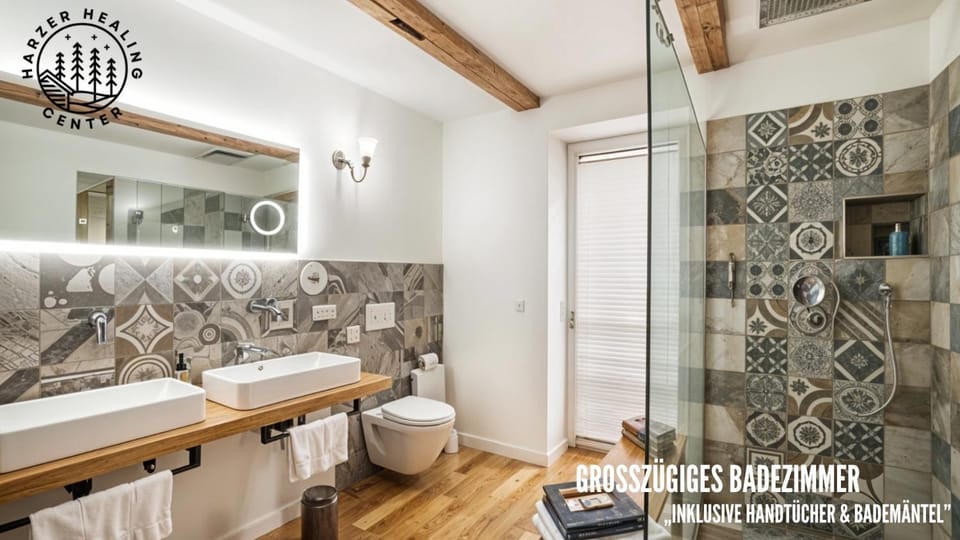 Shower, Toilet, Bathroom, Bath