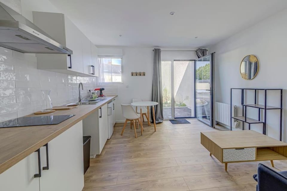 Le St Barth : Appartement T1 bis Apartment in Pays de la Loire