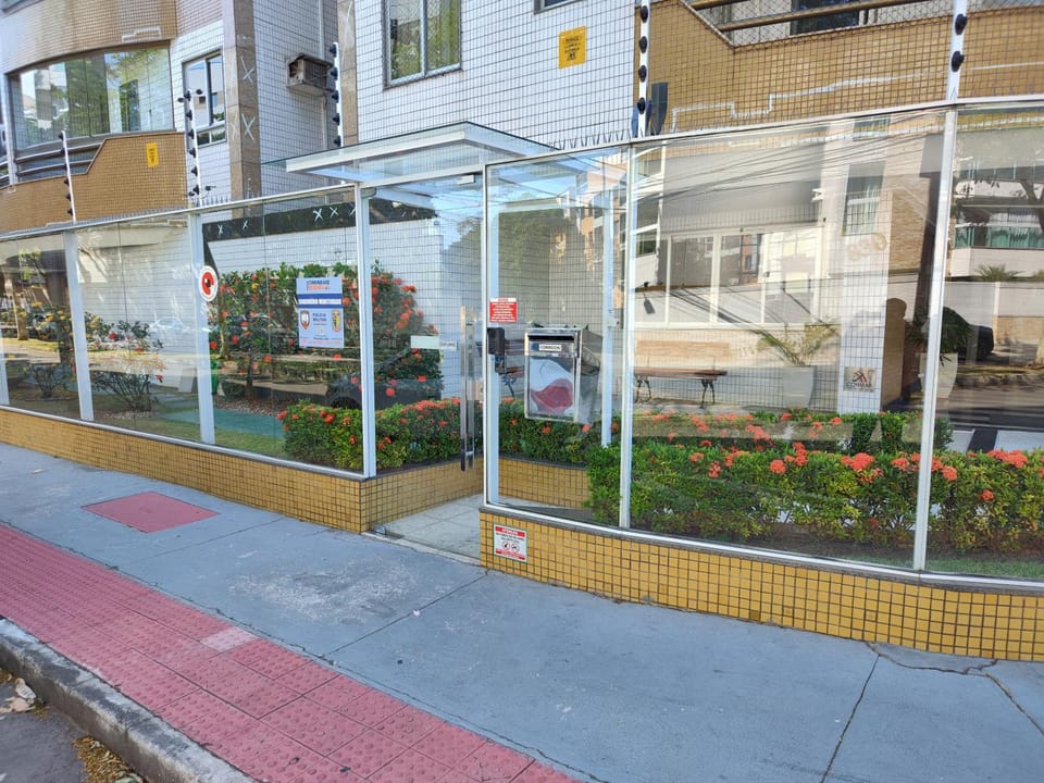 Property building, Facade/entrance, Street view, Location