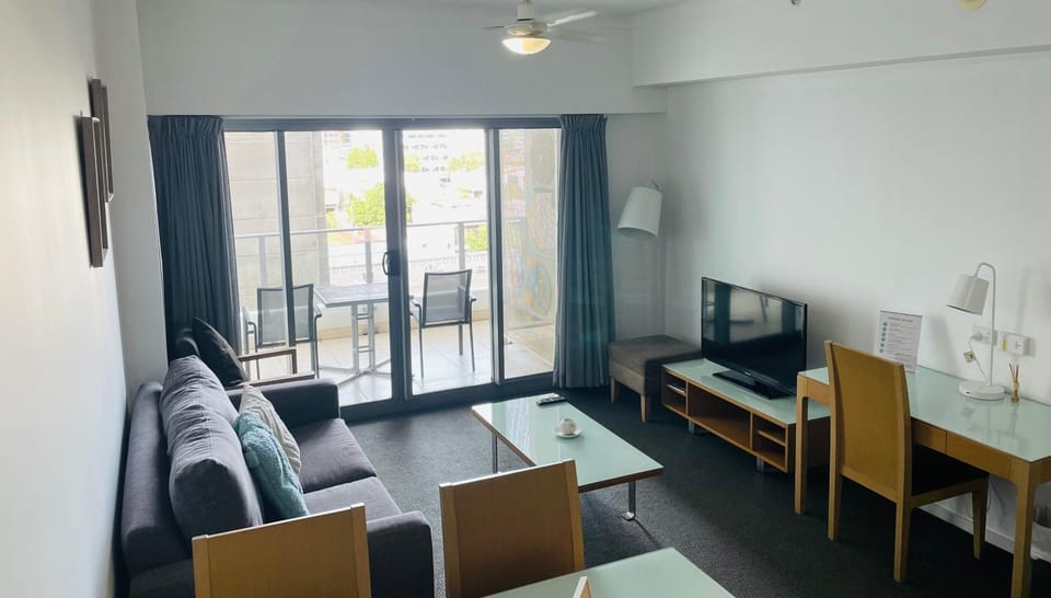 Communal lounge/ TV room, Evening entertainment