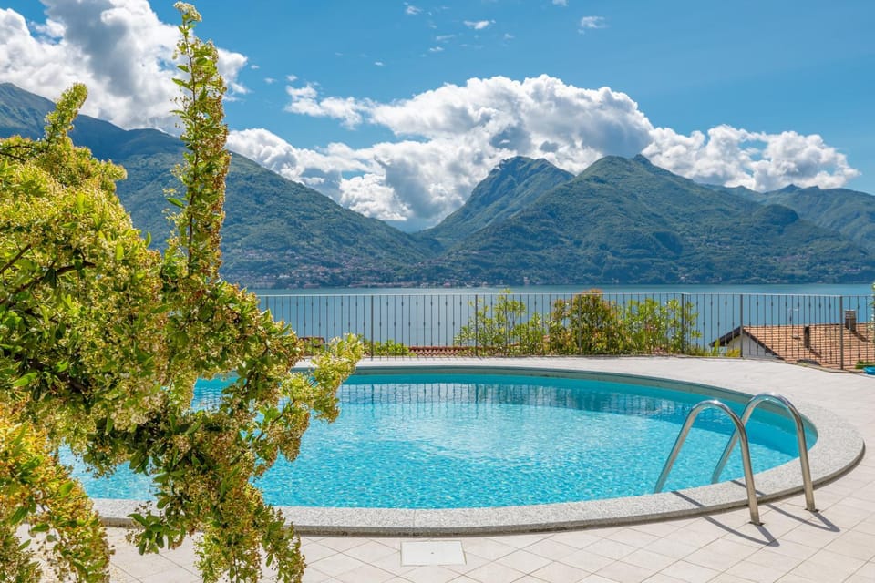 Nearby landmark, Spring, Day, Natural landscape, Lake view, Mountain view, Swimming pool