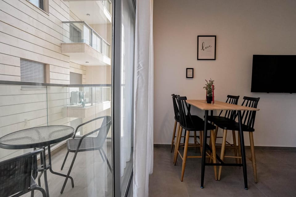 Balcony/Terrace, Living room