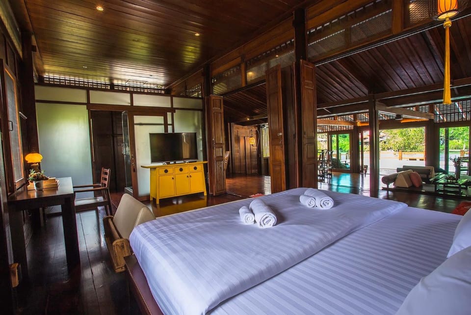 Baankwaeom Boutique Homestay Amphawa Hotel in Thailand