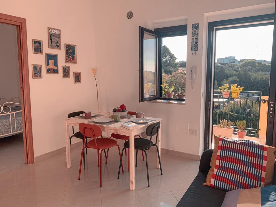 Patio, View (from property/room), Balcony/Terrace, Living room, Inner courtyard view