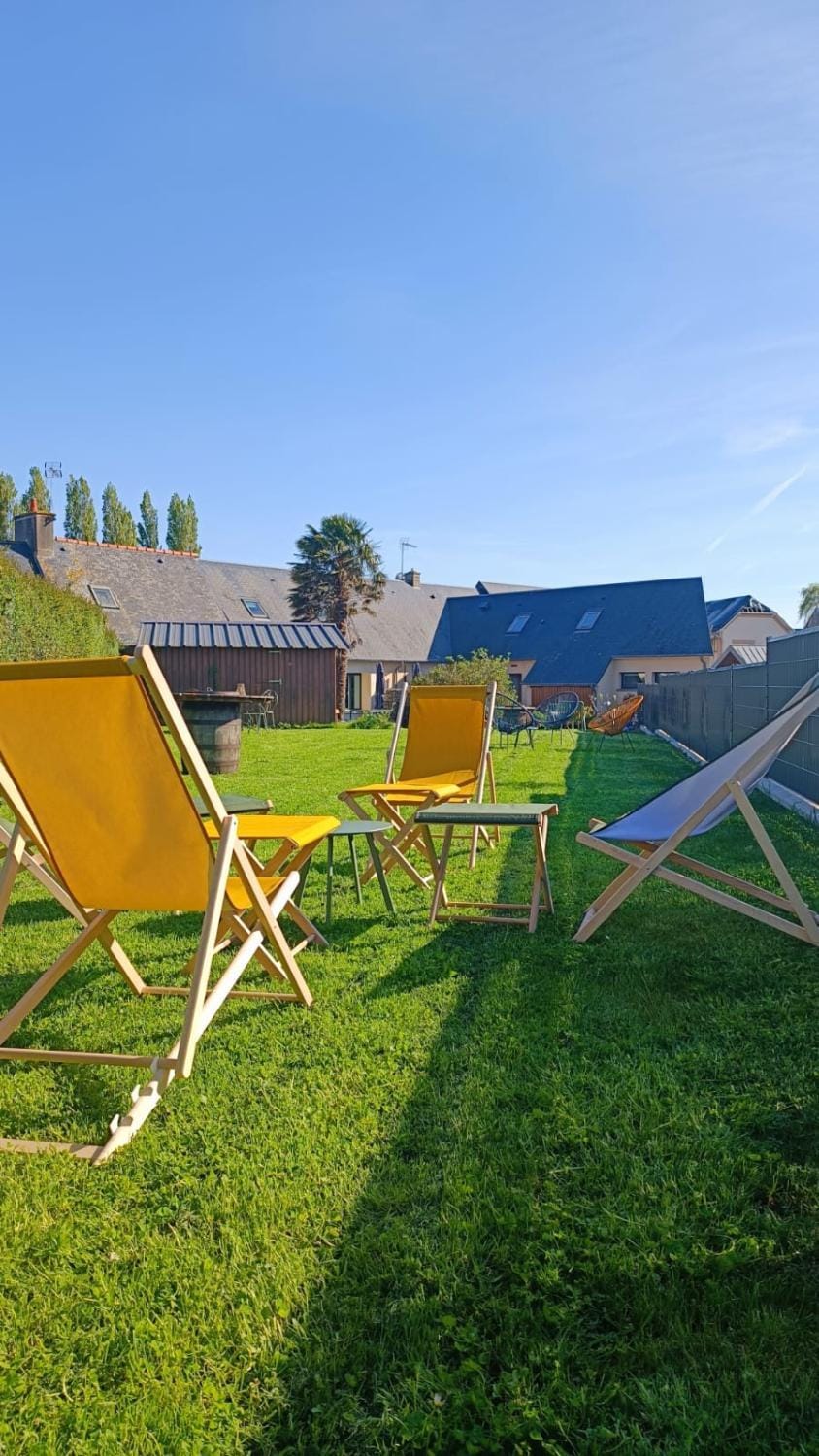 Garden view, Garden view