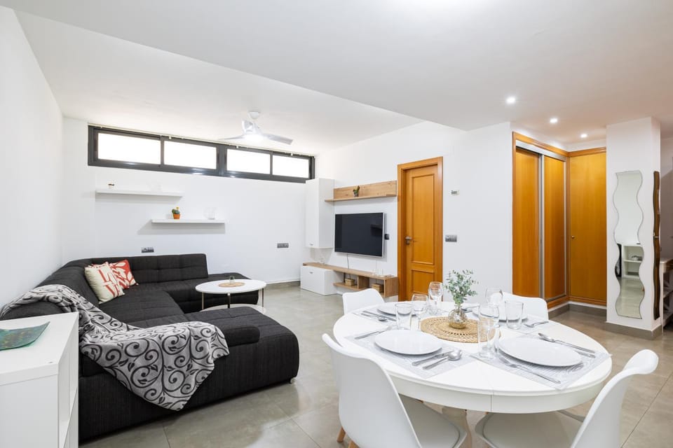 TV and multimedia, Living room, Dining area