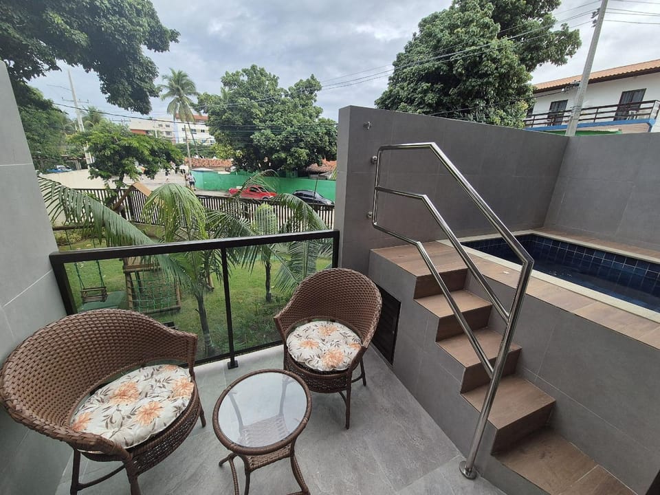 Balcony/Terrace, Living room