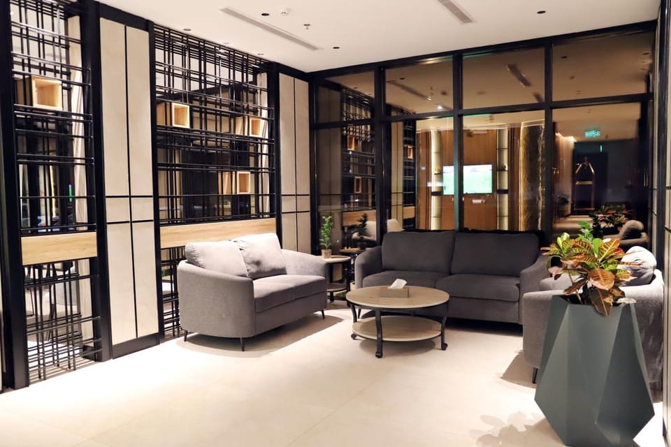 TV and multimedia, Seating area