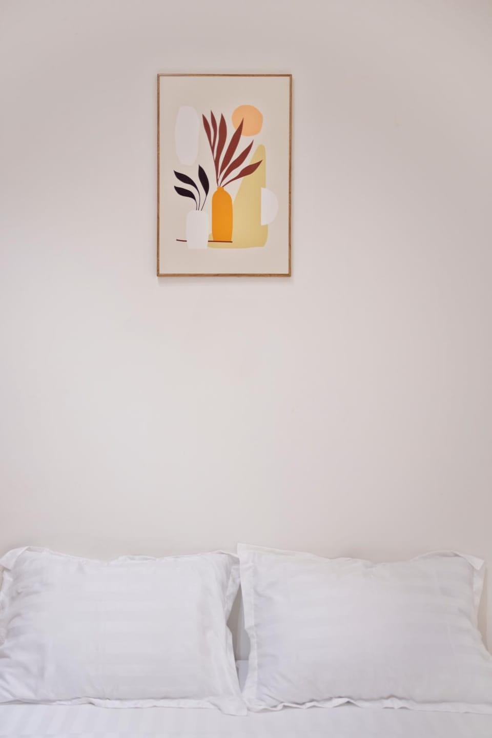 Bed, Photo of the whole room, Decorative detail, Bedroom