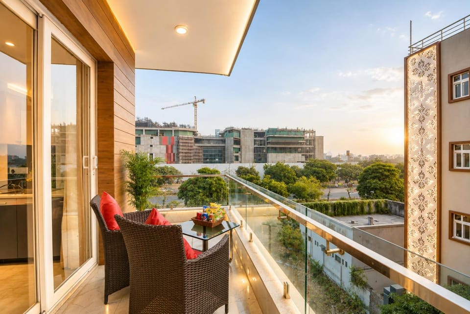 Day, View (from property/room), Balcony/Terrace, Seating area, City view