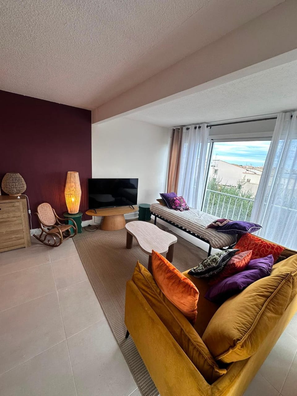 Communal lounge/ TV room