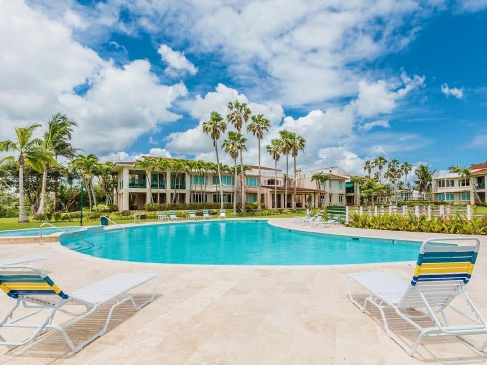 Villa De Palma -Oceanfront community w generator House in Puerto Rico