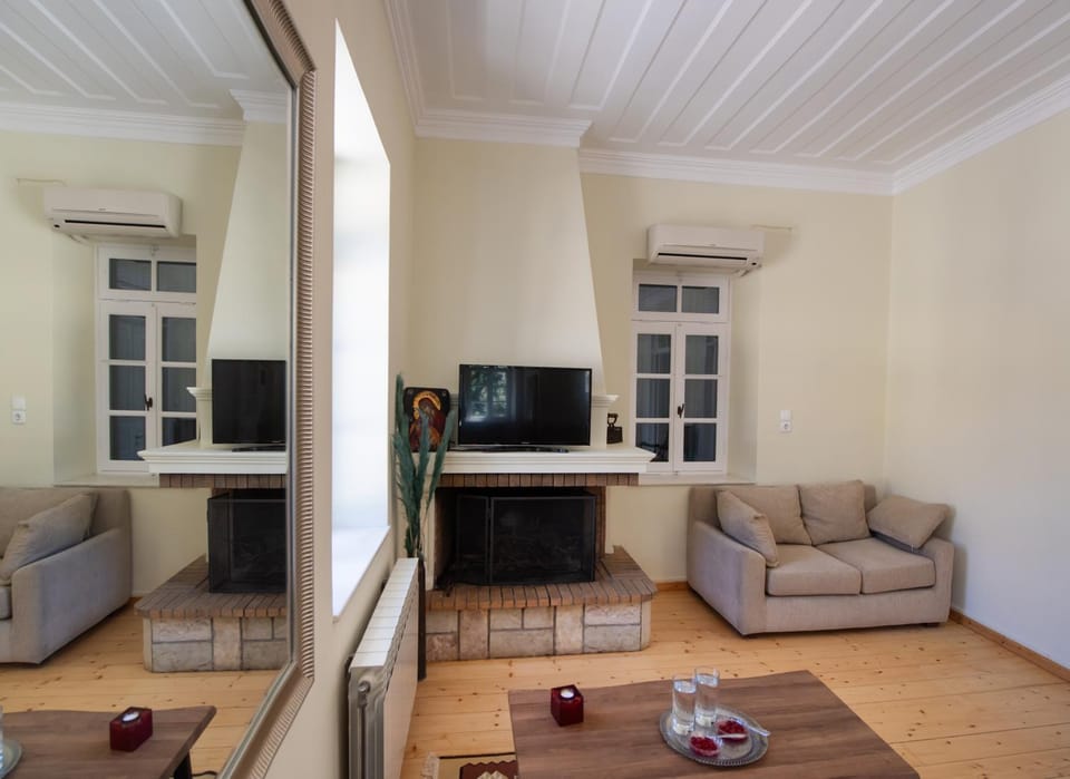 AV Suites - Maria Apartment in Lefkada, Lefkada Municipality, Greece