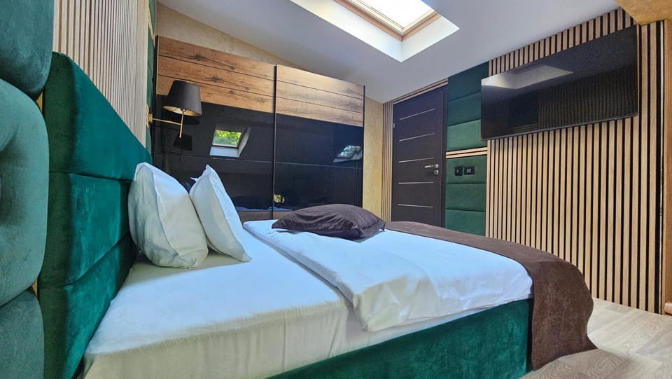 SIMPLE VILLA ROOMS National Arena SELF CHECK IN Apartment in Bucharest