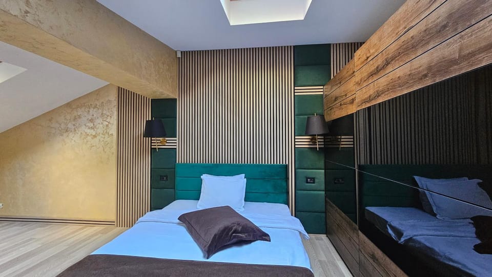SIMPLE VILLA ROOMS National Arena SELF CHECK IN Apartment in Bucharest
