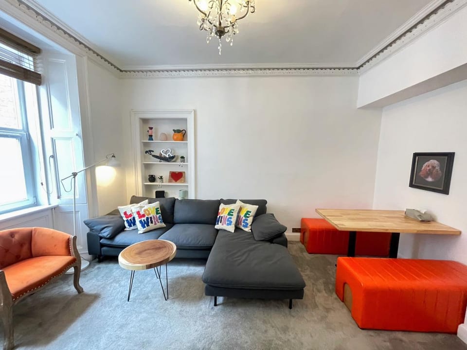 Lovely two bedrooms Apartment in Edinburgh