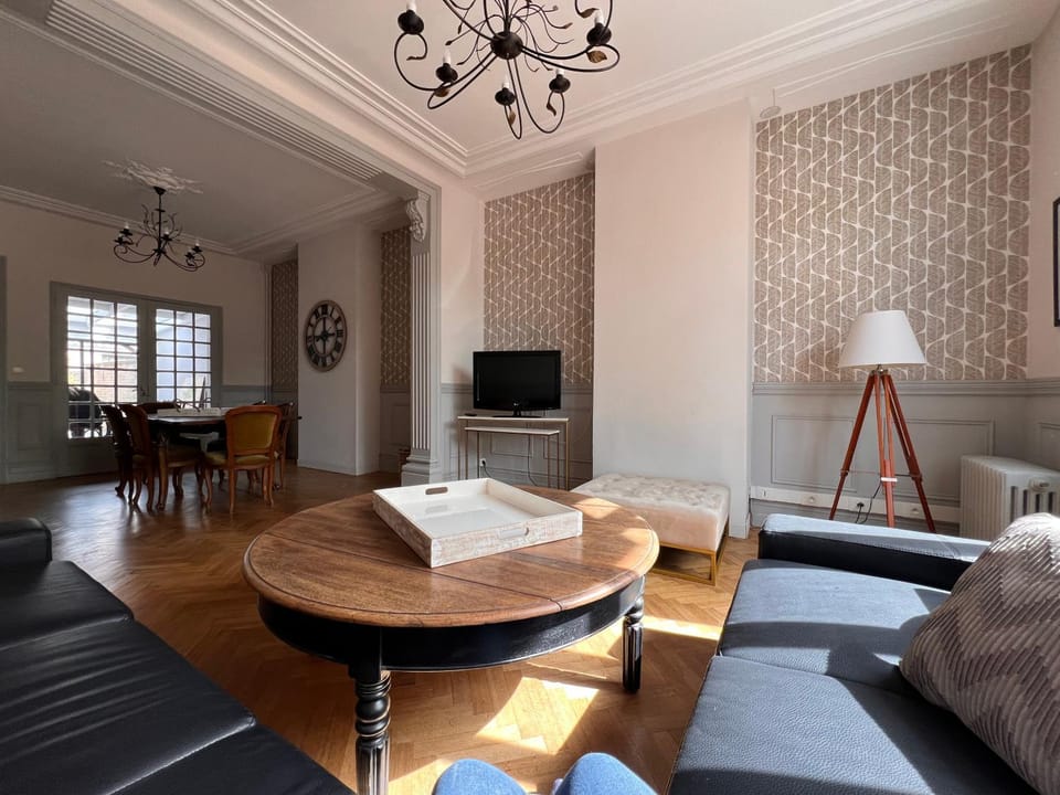 Communal lounge/ TV room, TV and multimedia, Living room