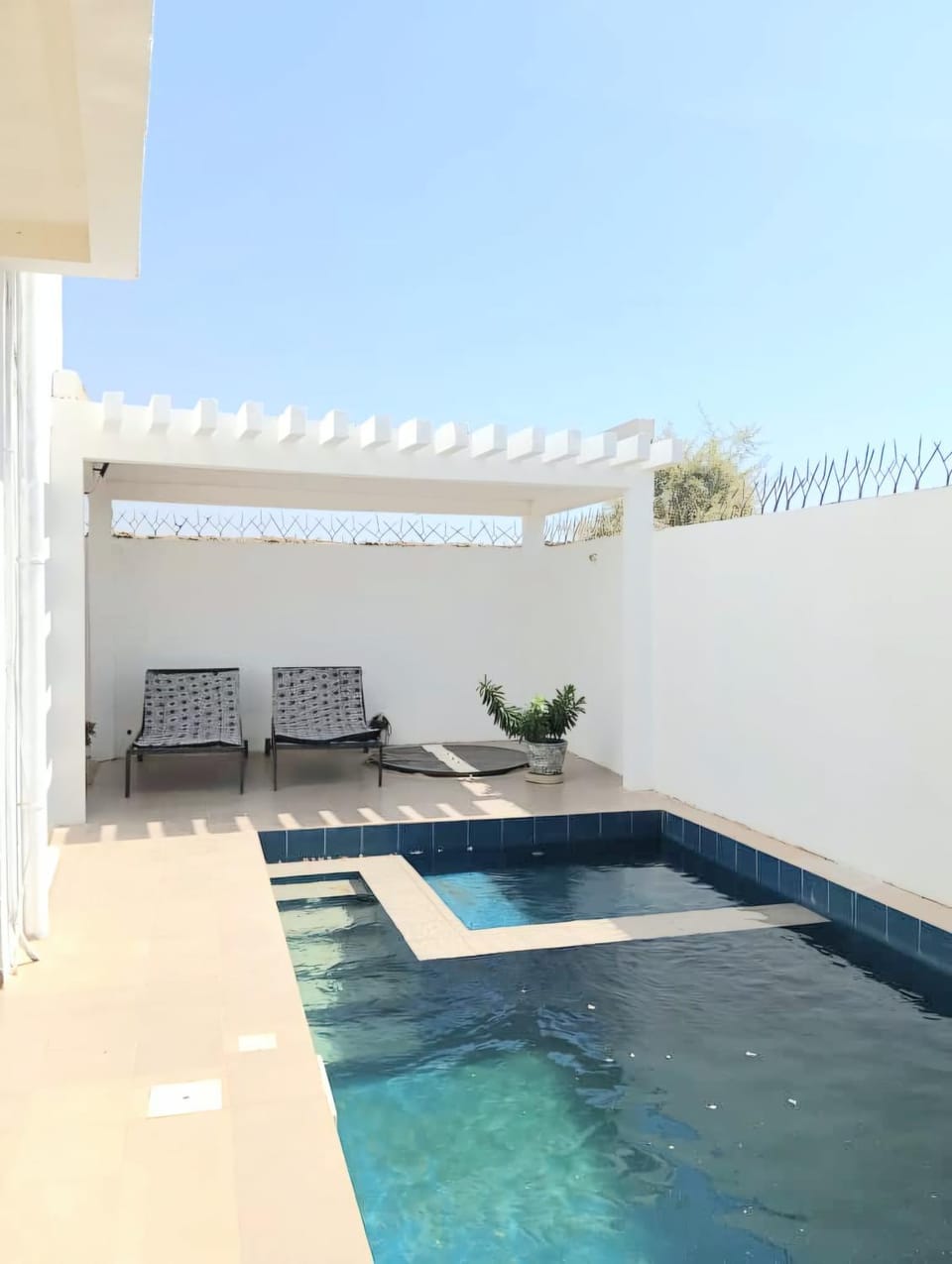 Maison calme avec piscine à Saly House in Saly