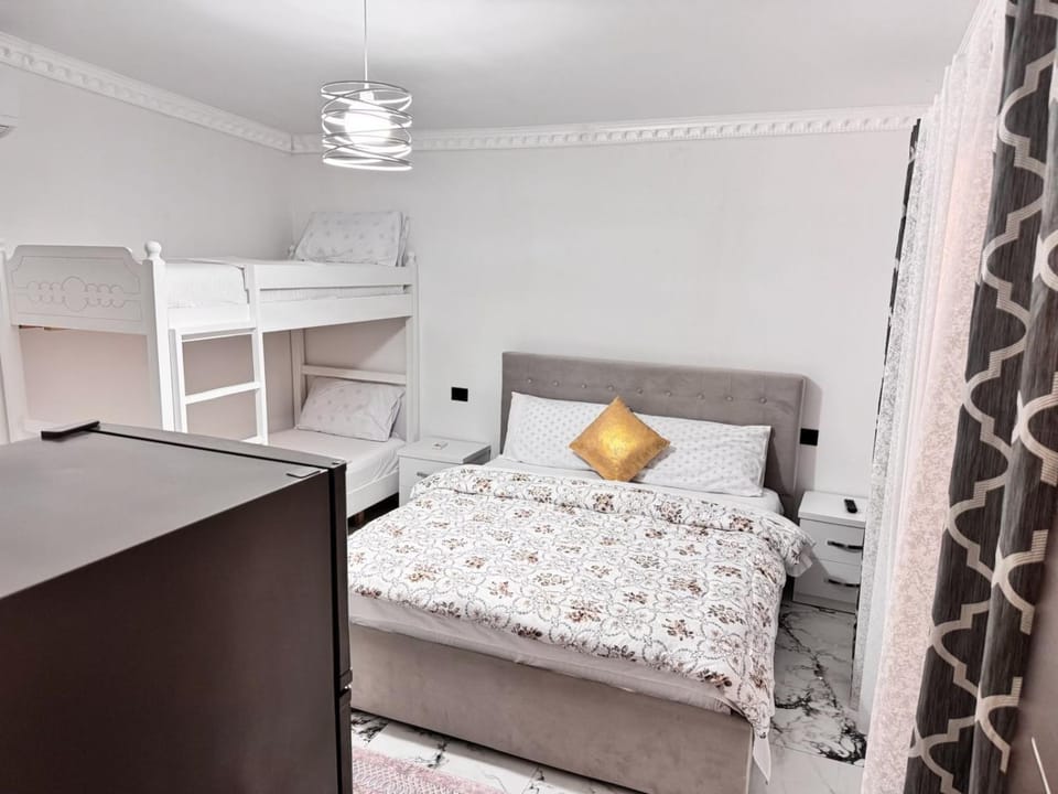 Bed, Photo of the whole room, Bedroom, bunk bed