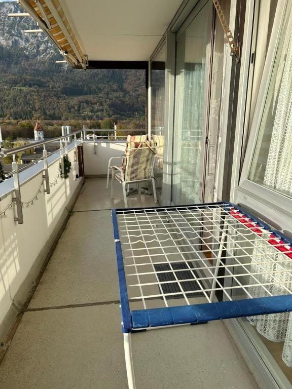 98, Bergblick, 2 Schlafzimmer, Dusche , WC, Küche, Wohnzimmer Apartment in Bad Reichenhall