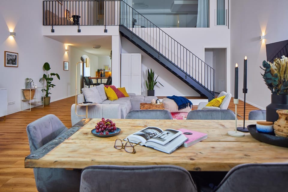 Living room, Seating area, Dining area