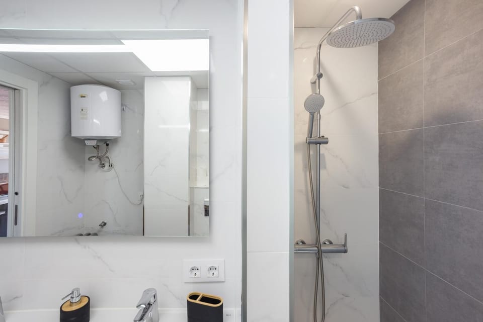 Bathroom, Living room