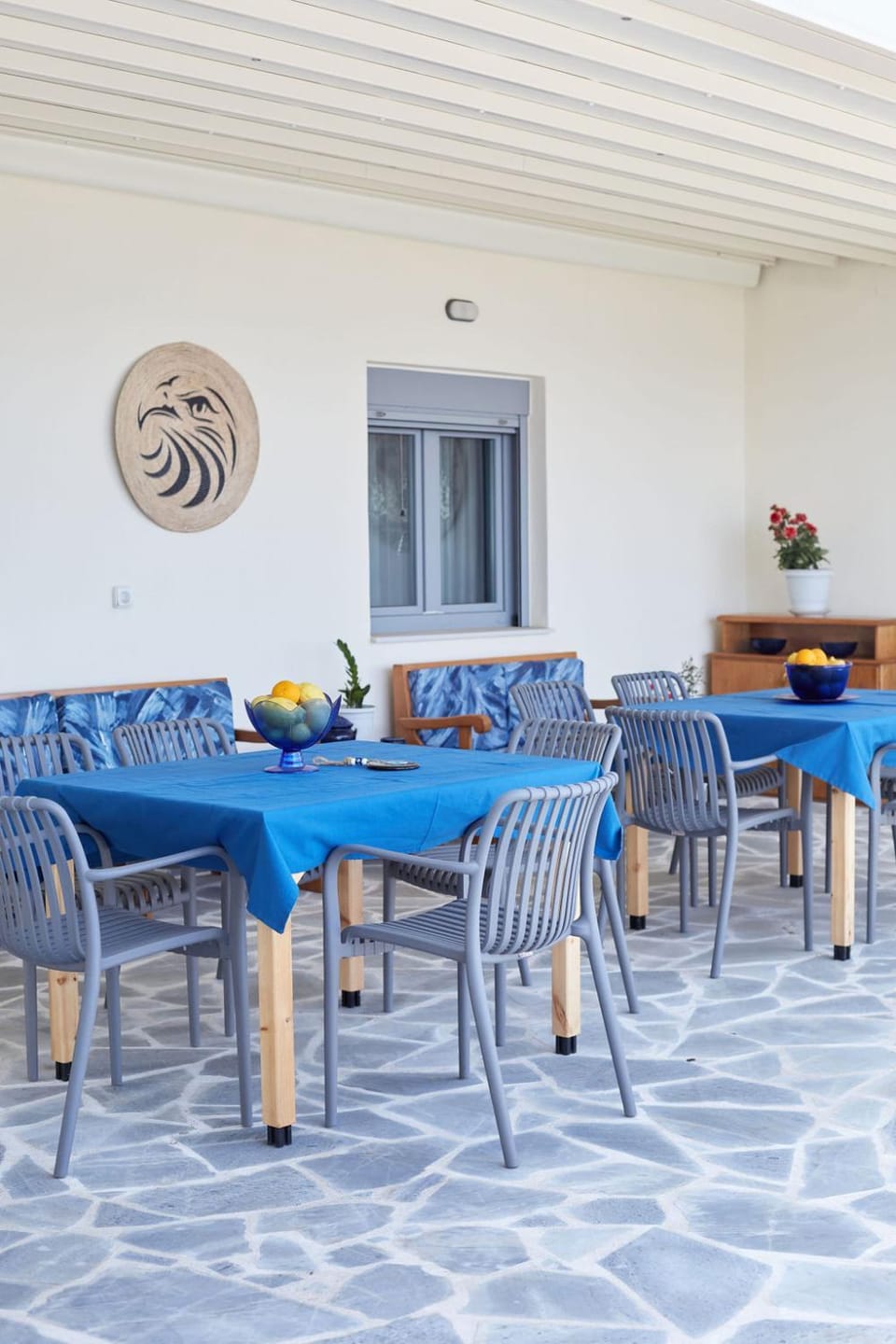 Property building, Breakfast