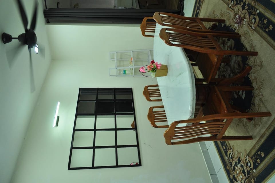 Uwais Homestay Segari Lumut House in Perak