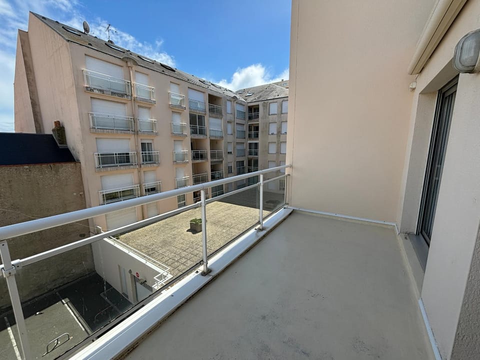 Appartement 1 chambre, balcon et accès direct à la plage Apartment in Les Sables-d'Olonne