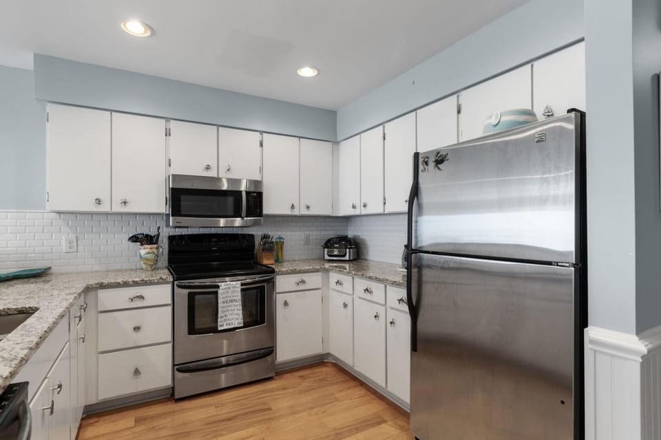 Breakers C32 condo Apartment in Pine Knoll Shores