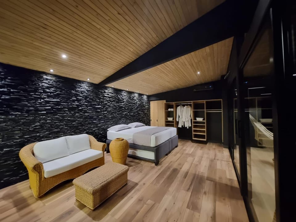 Bed, Living room, Photo of the whole room, Bedroom