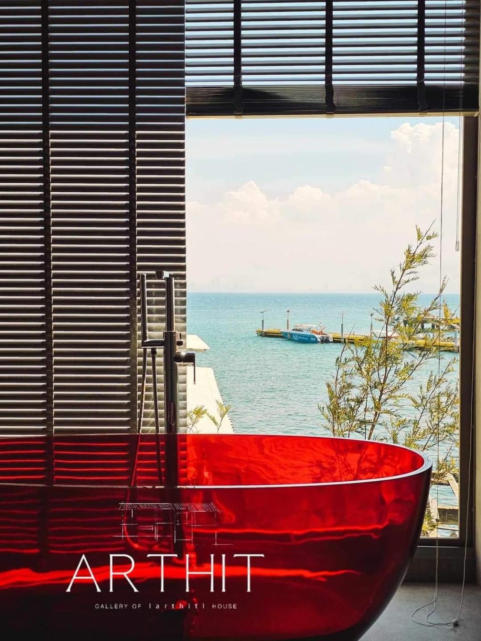 Day, Natural landscape, Sea view, Bath