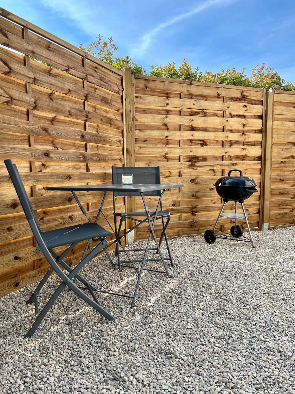 Patio, Day, Garden