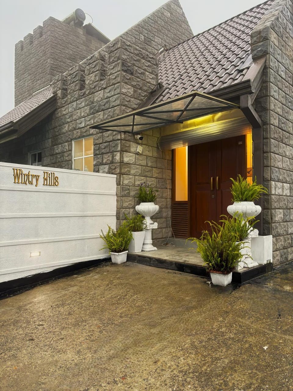 Property building, Facade/entrance