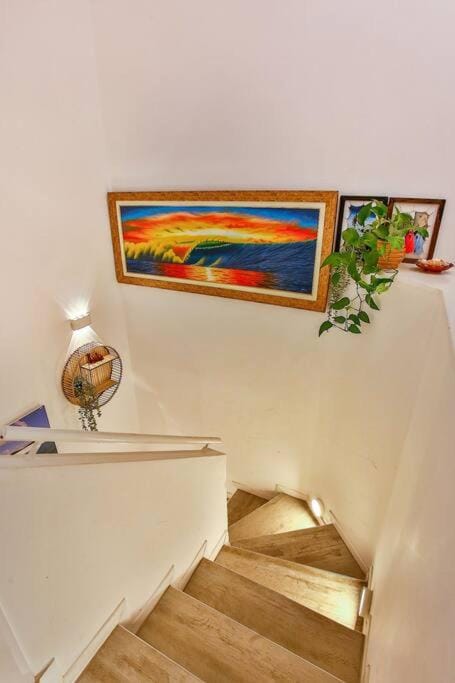 Beach House - Sea And Sun Apartment in Tel Aviv-Yafo