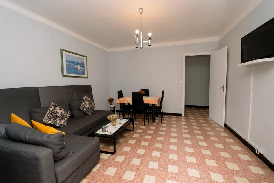 Jolie appartement à 10 minutes de la gare de Marseille Apartment in Marseille