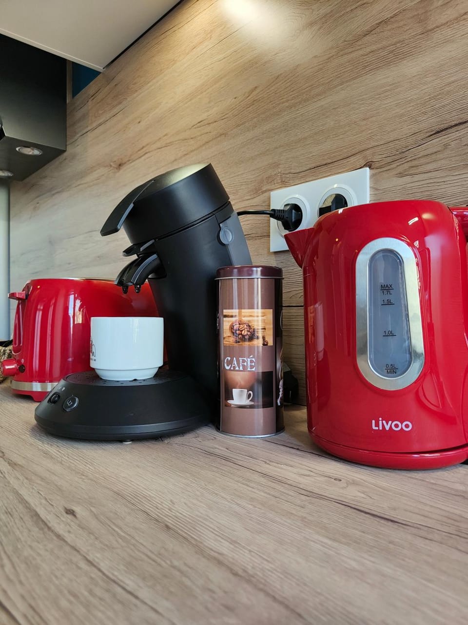 Coffee/tea facilities
