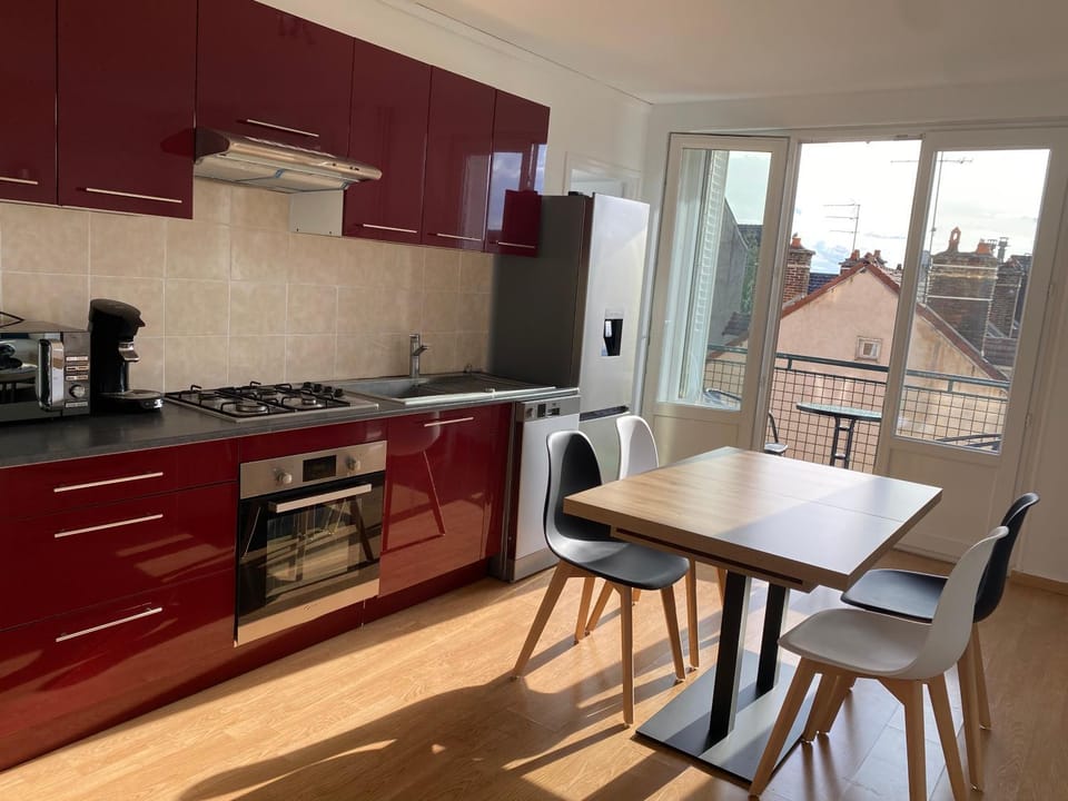 Chez Julien Apartment in Troyes