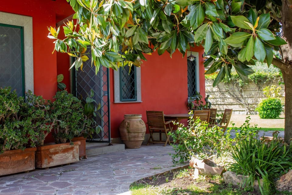 Property building, Spring, Day, Garden, Garden view