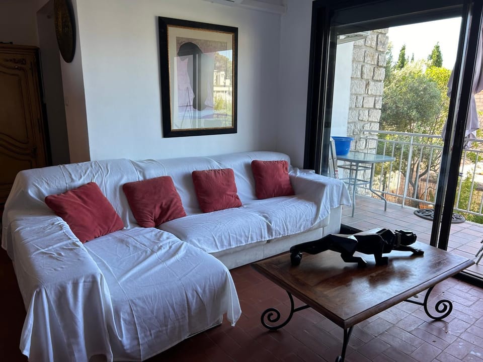 Cassis appartement vue mer balneo Apartment in Cassis